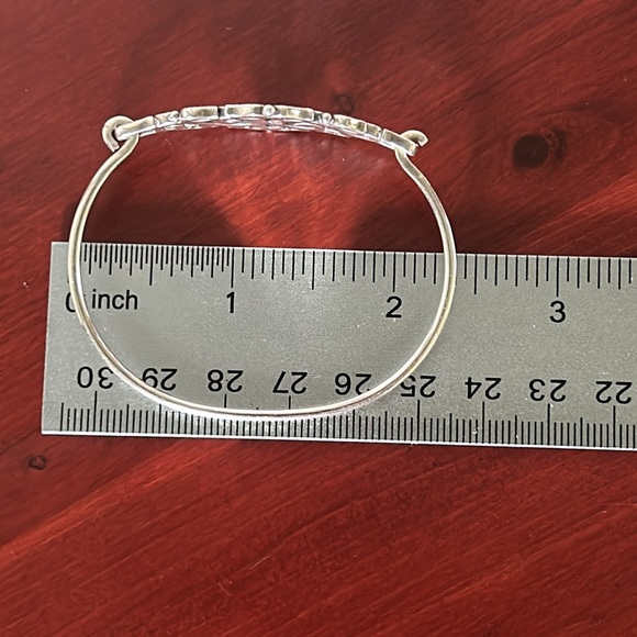 Retired James Avery Sorrento Hook On Bracelet Bangle - Picture 8 of 12